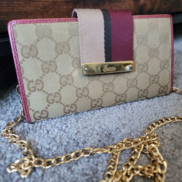 RARE Gucci GG Leather Long Wallet